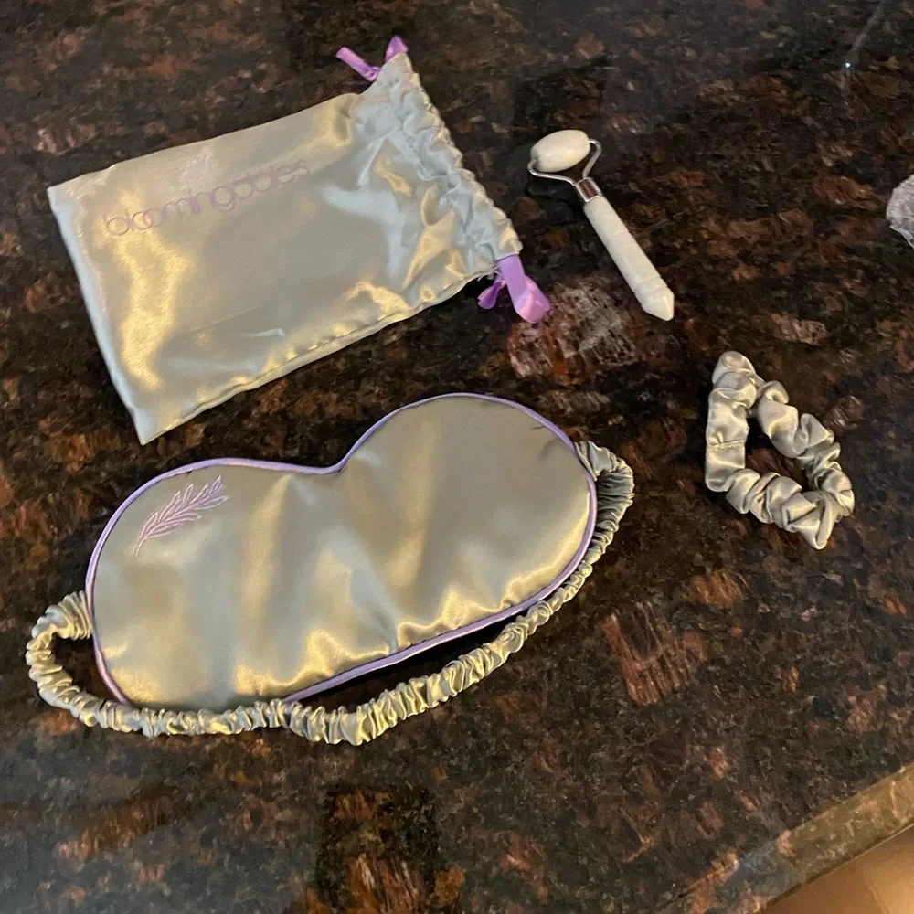 Sleeping mask set !